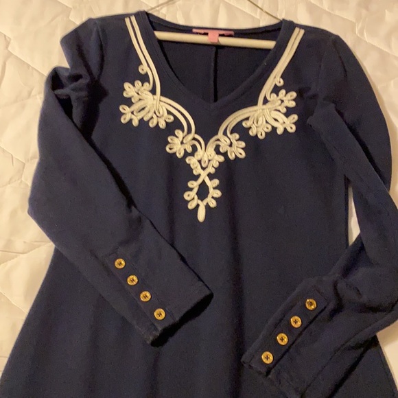 Use but in good condition XS Lilly Pulitzer dress - Picture 3 of 3